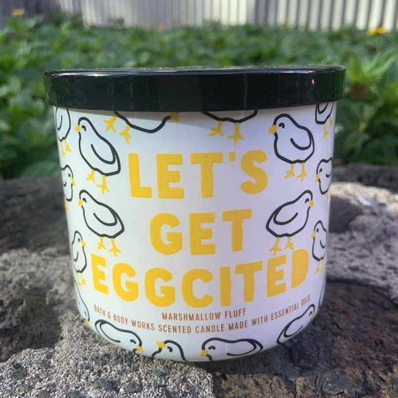 BBW Marshmallow fluff candle - Picture 1 of 7